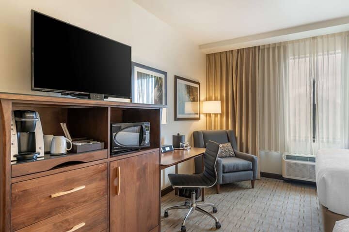 Room 28 of 55